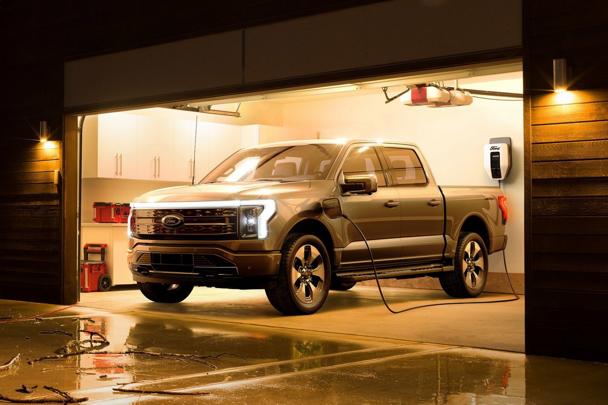 今日Ford宣布F-150 Lightning今年停產，之後會改由F-150 Lightning EREV接替。