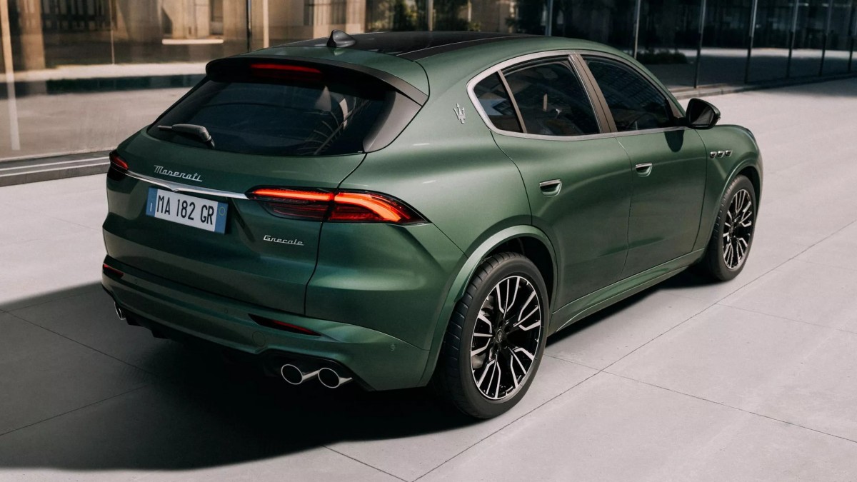 中型休旅Grecale首次推出時，其入門車型配備四缸引擎的選擇，讓部分車迷感到有點不對味，但現在這一切將會改變。