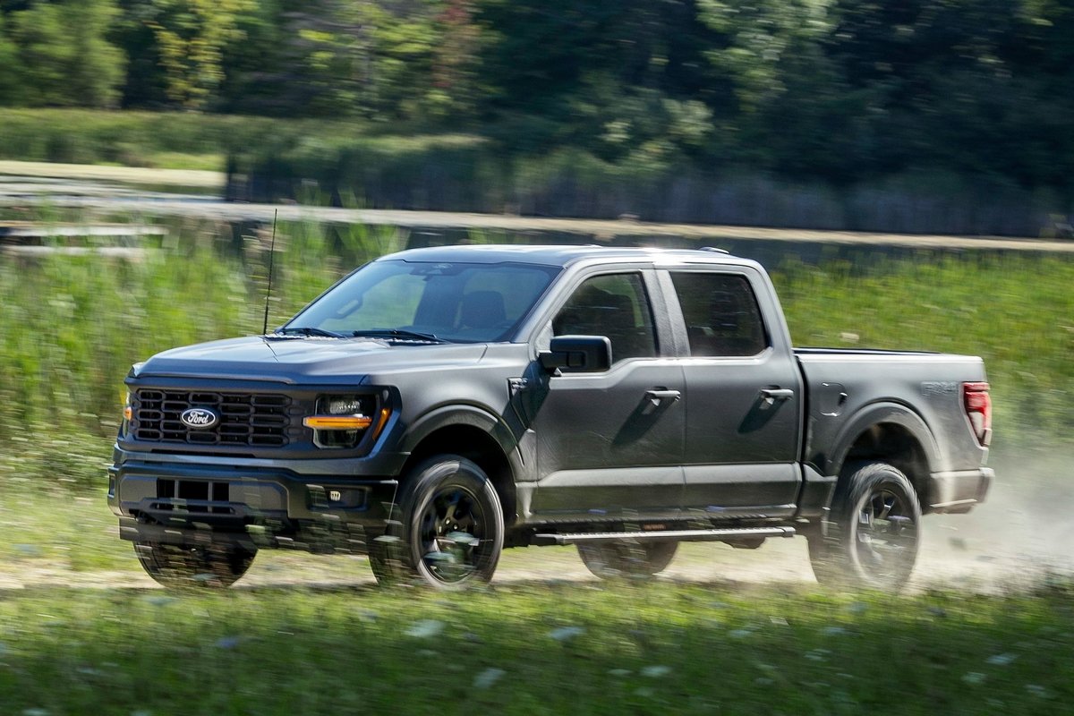 代步車開了一星期又遇到引擎故障燈、冒煙與機油壓力過低問題。