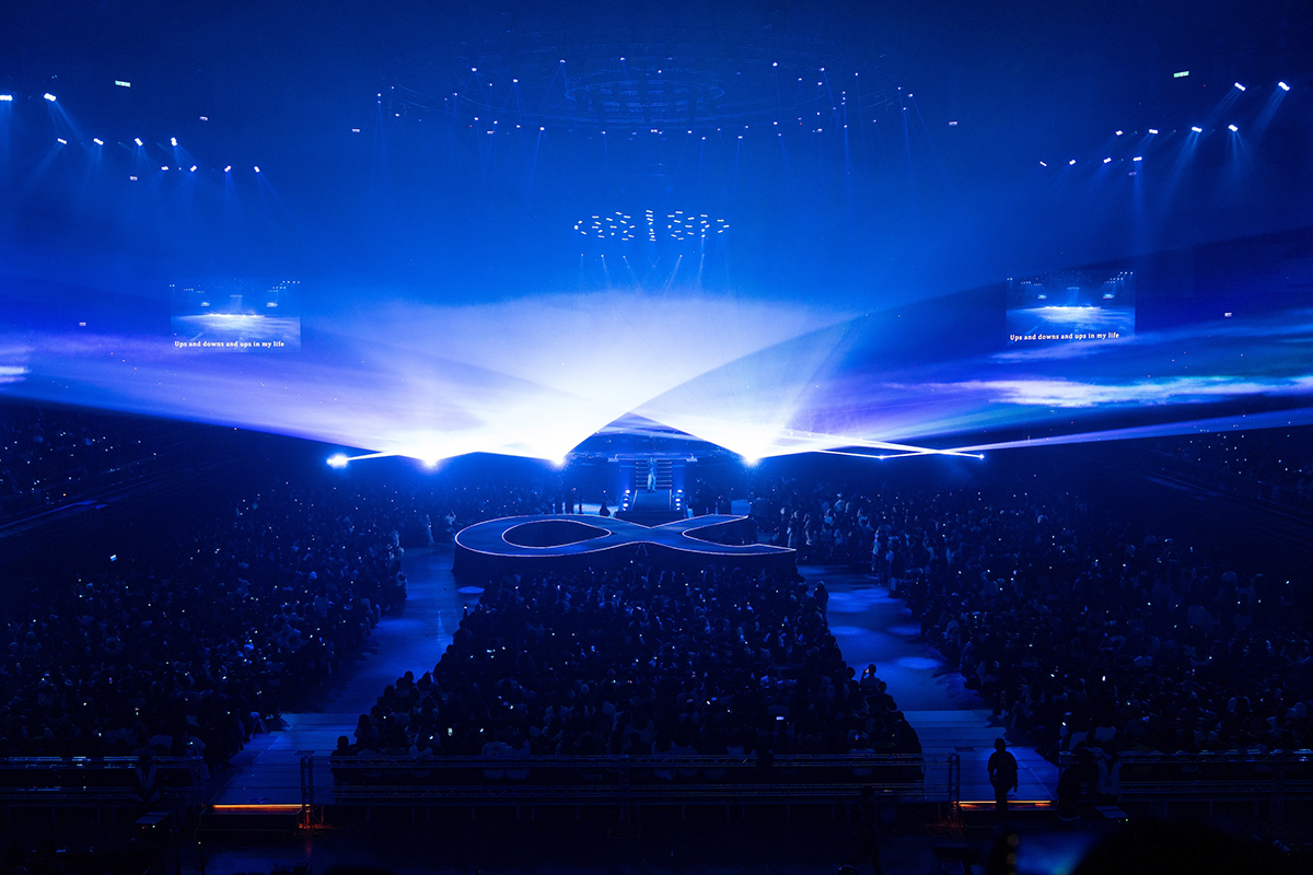 【車勢星聞】影音／宇宙人演唱會打造「α」未來舞台嗨翻台北小巨蛋。（圖：相信音樂提供）