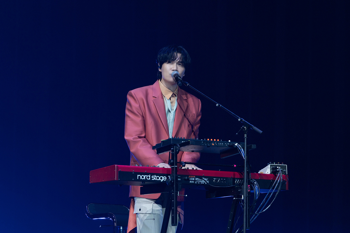 【車勢星聞】影音／宇宙人演唱會打造「α」未來舞台嗨翻台北小巨蛋。（圖：相信音樂提供）