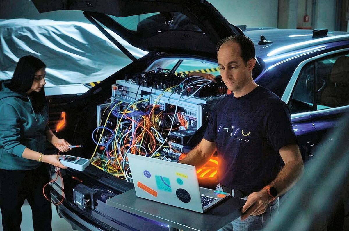 Volkswagen與Bosch合作將AI技術導入至駕駛輔助系統。