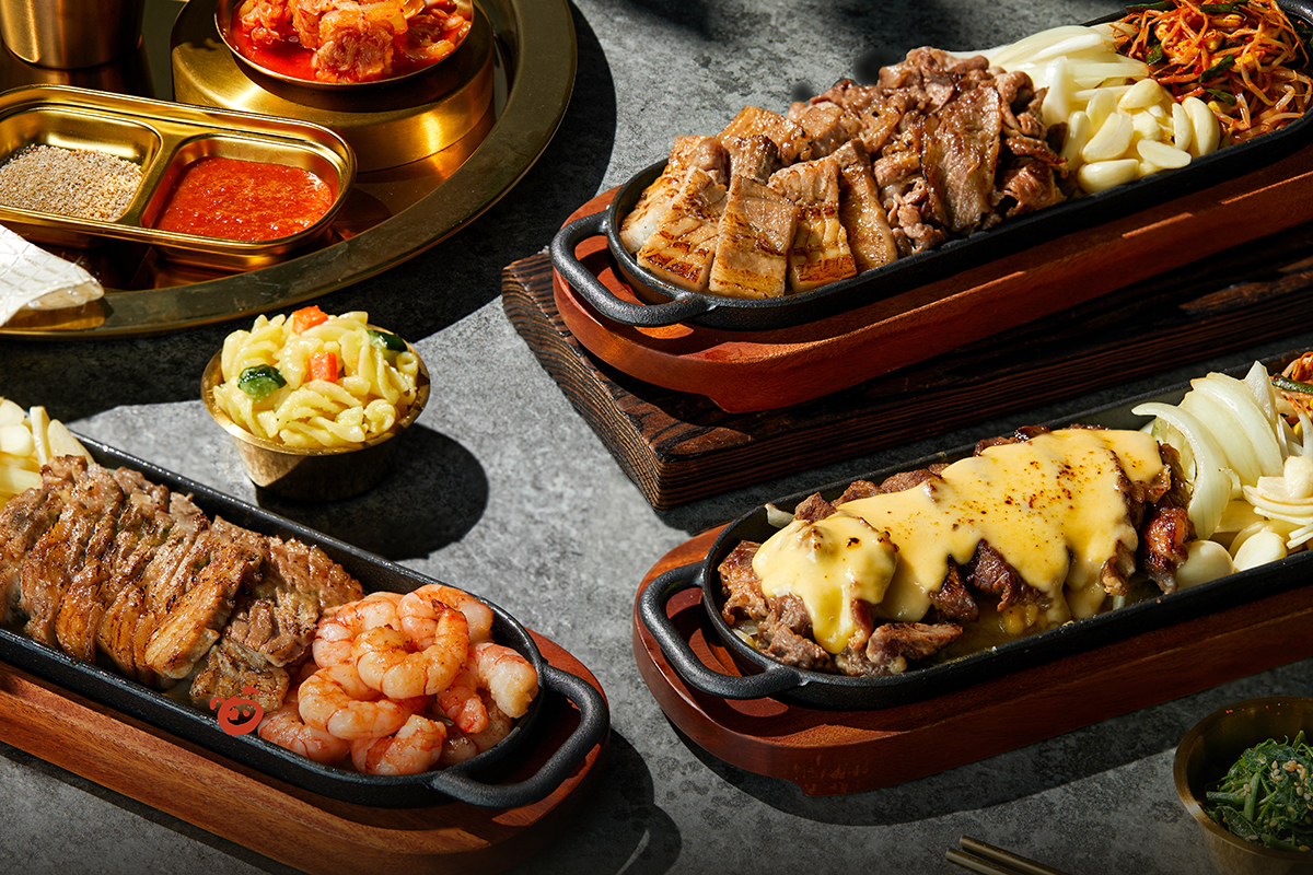 韓國烤肉「八色烤肉mini」進駐三井OUTLET PARK台中港，開幕首三日mini海鮮煎餅免費吃。（示意圖：品牌提供）