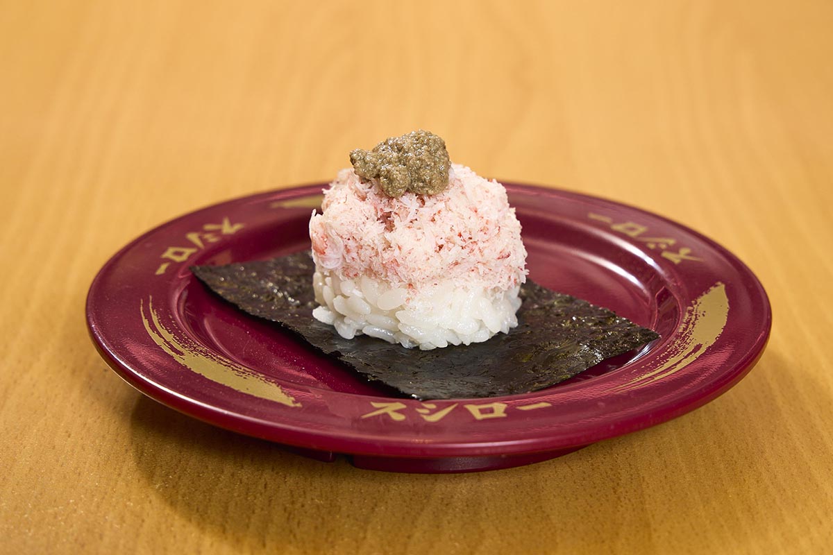 台灣壽司郎「蟹肉大集合」豪邁開吃。（示意圖：品牌提供）