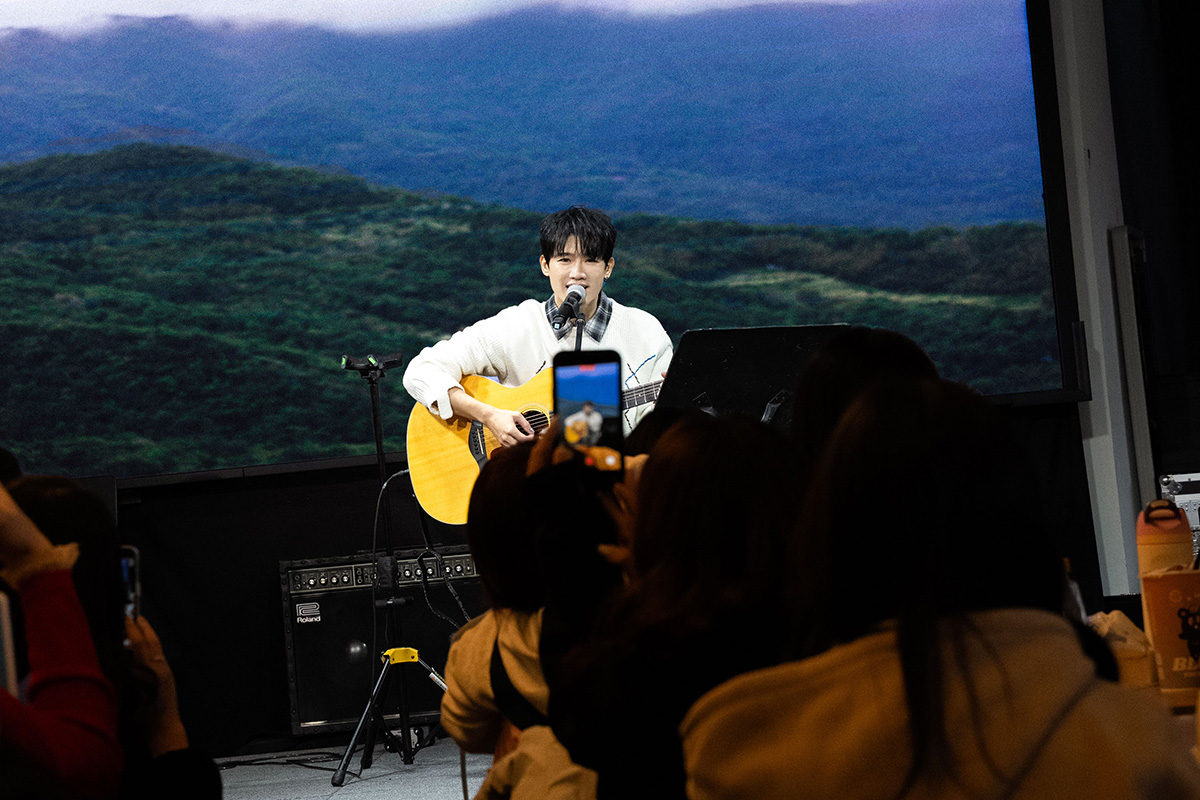 【車勢星聞】殘酷二選一！歌手 VS. 演員 洪言翔秒選歌手 學生時被叫「胖虎」大走心 多年後追問才知道不是指唱歌像胖虎。(照片提供 / 抓馬文化)