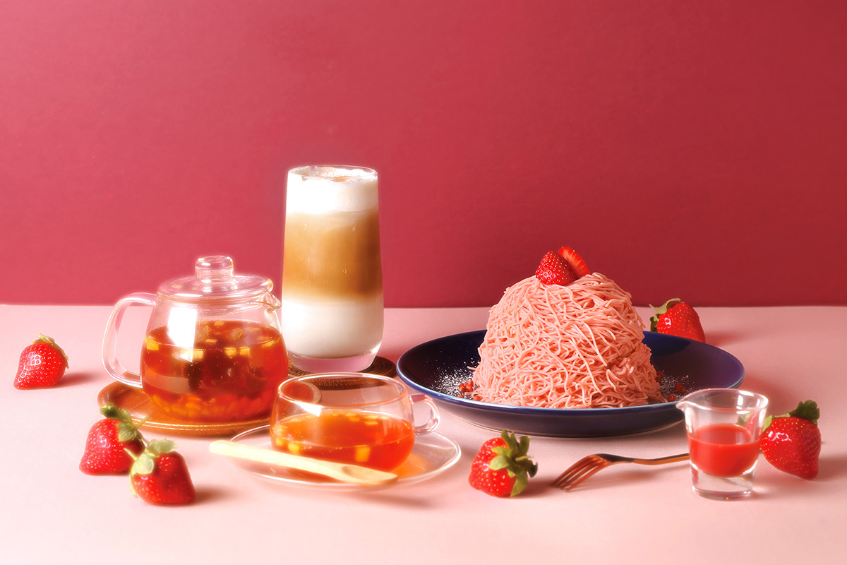 杏桃鬆餅屋台灣草莓季職人系「大福鬆餅」層層解放，粉紅蒙布朗瀑布浪漫回歸。（示意圖：品牌提供）