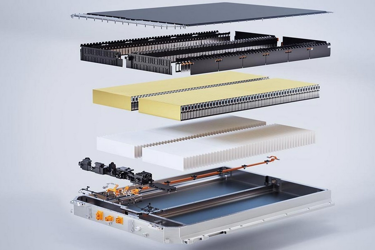 電池加大是最快速提升續航里程方法，但中國2026年起將實施電動乘用車電耗規範。