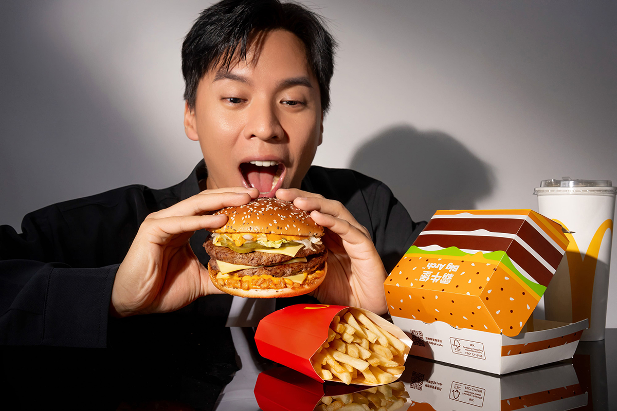 麥當勞有史以來最大份量牛肉漢堡「Big Arch霸牛堡」亞洲首發在台灣。（示意圖：品牌提供）