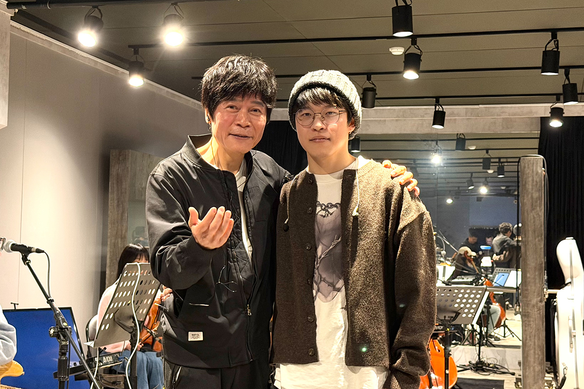 【車勢星聞】洪榮宏高流開唱倒數，帥兒洪亮送補湯。（圖：阿爾發音樂提供） 