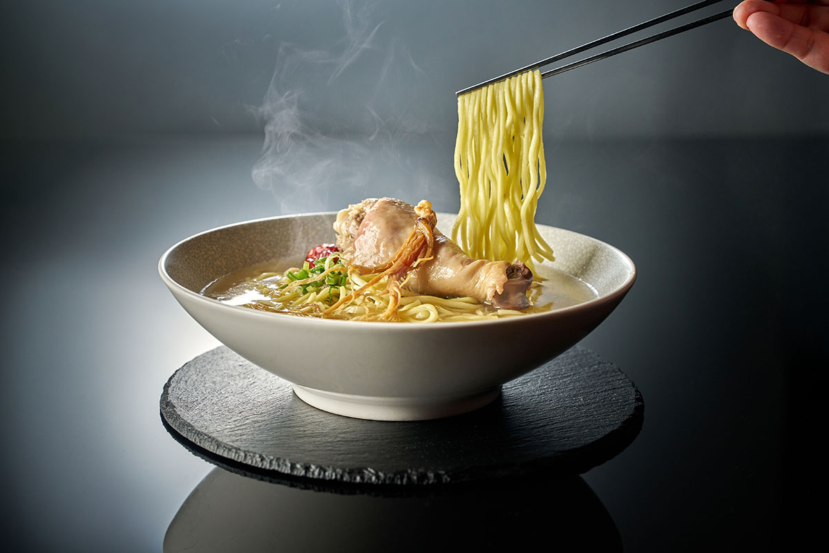 台北福華推出人氣鍋物、養生藥膳、頂級海鮮 67 道美饌通通吃到飽。（示意圖：品牌提供）