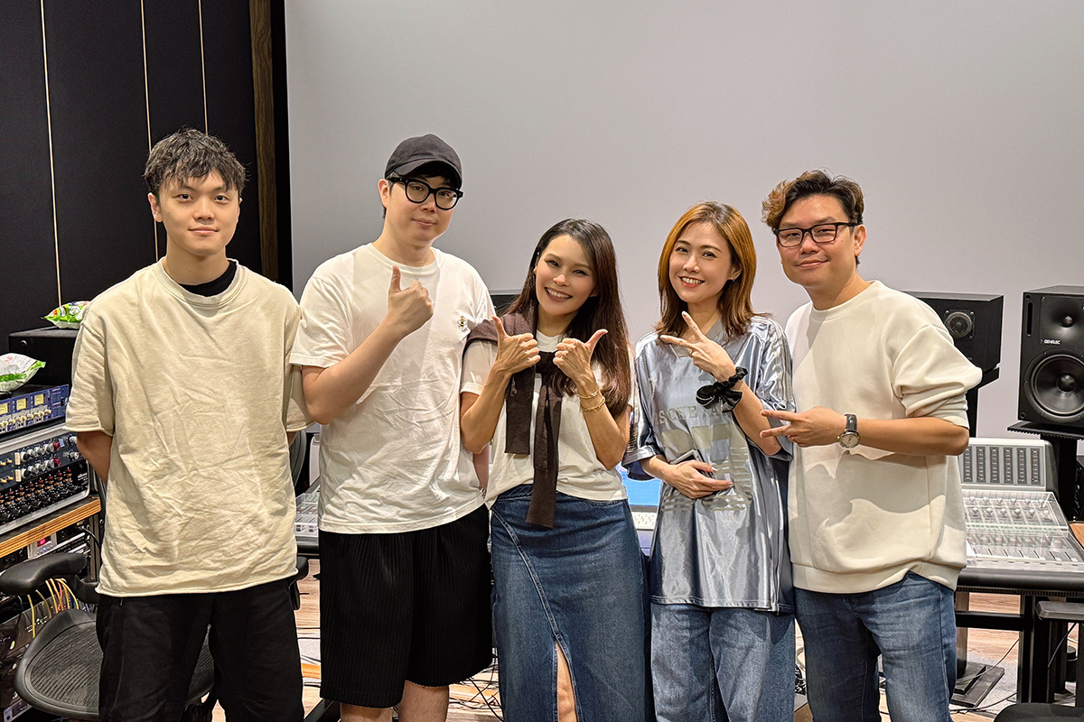 （左至右） 錄音師豐澤、林樂偉、周蕙、過節作者之一依依、伍家輝在新專輯有精彩合作。（圖／群石國際提供）