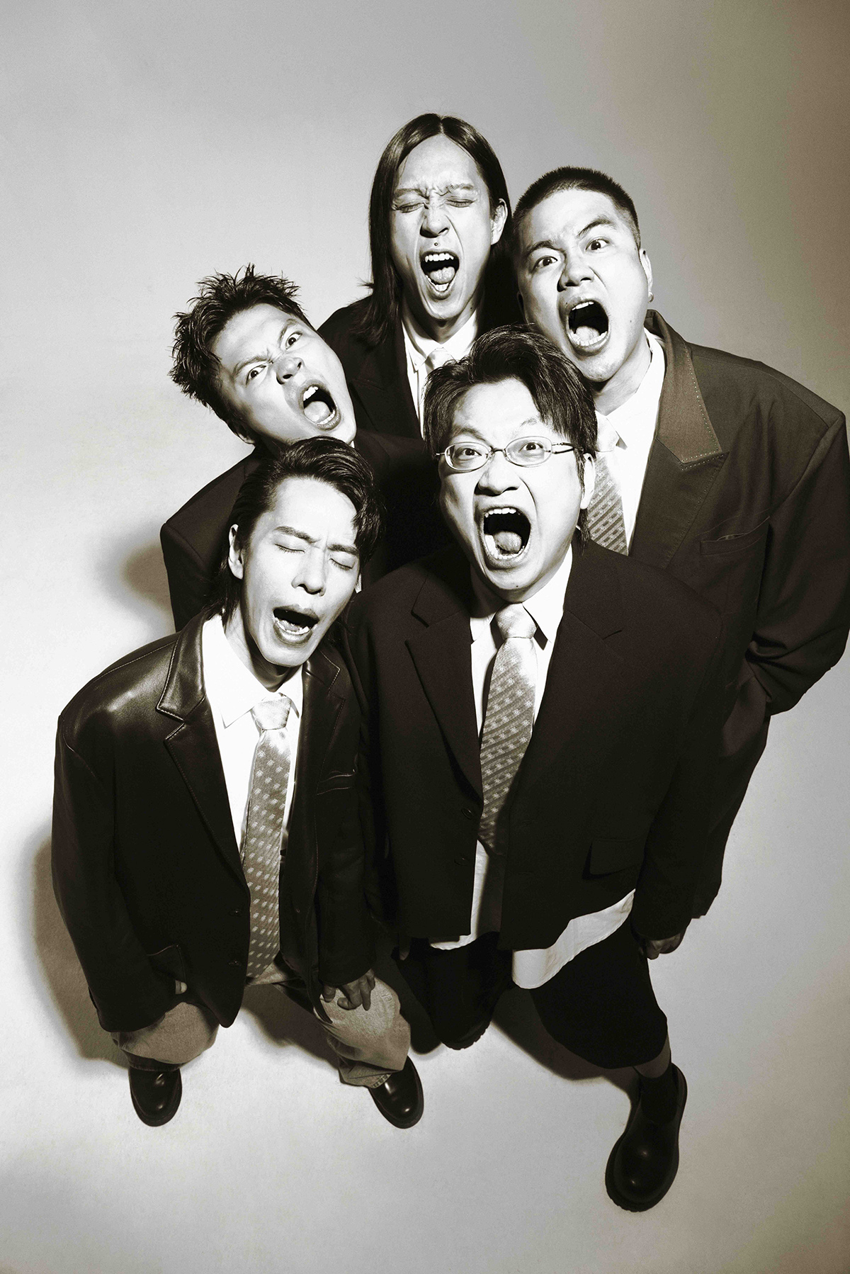 【車勢星聞】落日飛車團照。(照片提供：華納音樂)