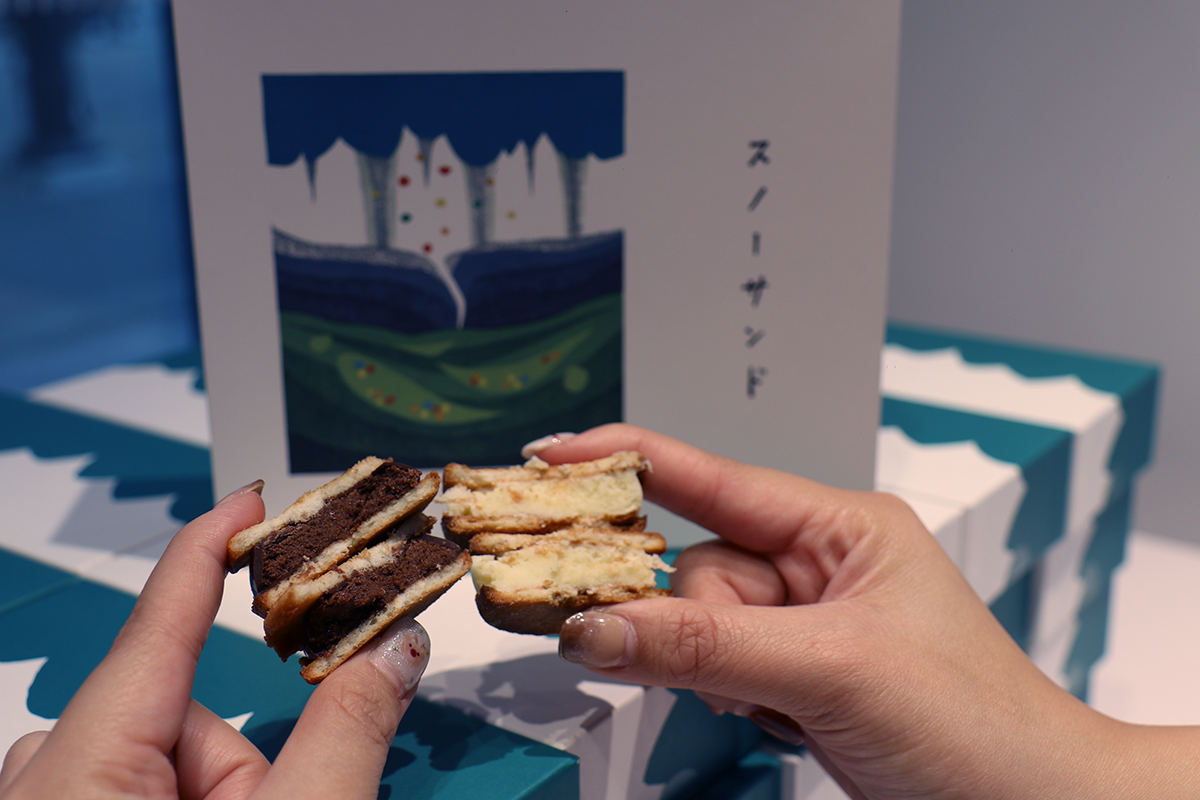 冬季限定SNOWS生巧克力夾心餅乾。（示意圖）