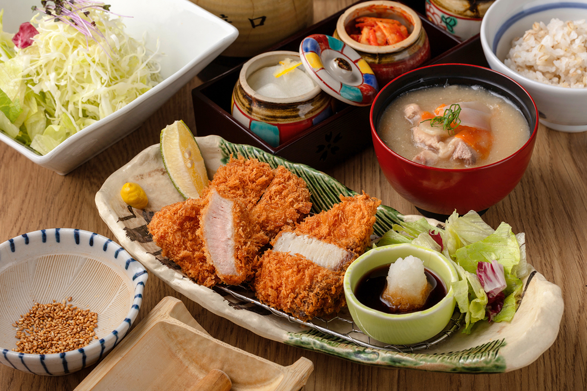 勝政×勝勢「好運期間限定」推出寒鰤、土魠魚開運料理。（示意圖：品牌提供）