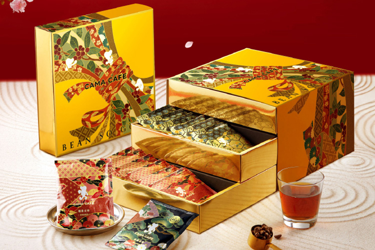 CAMA CAFE「御節咖啡重箱」春節禮盒將喝的日常化為節慶祝福。（示意圖：品牌提供）
