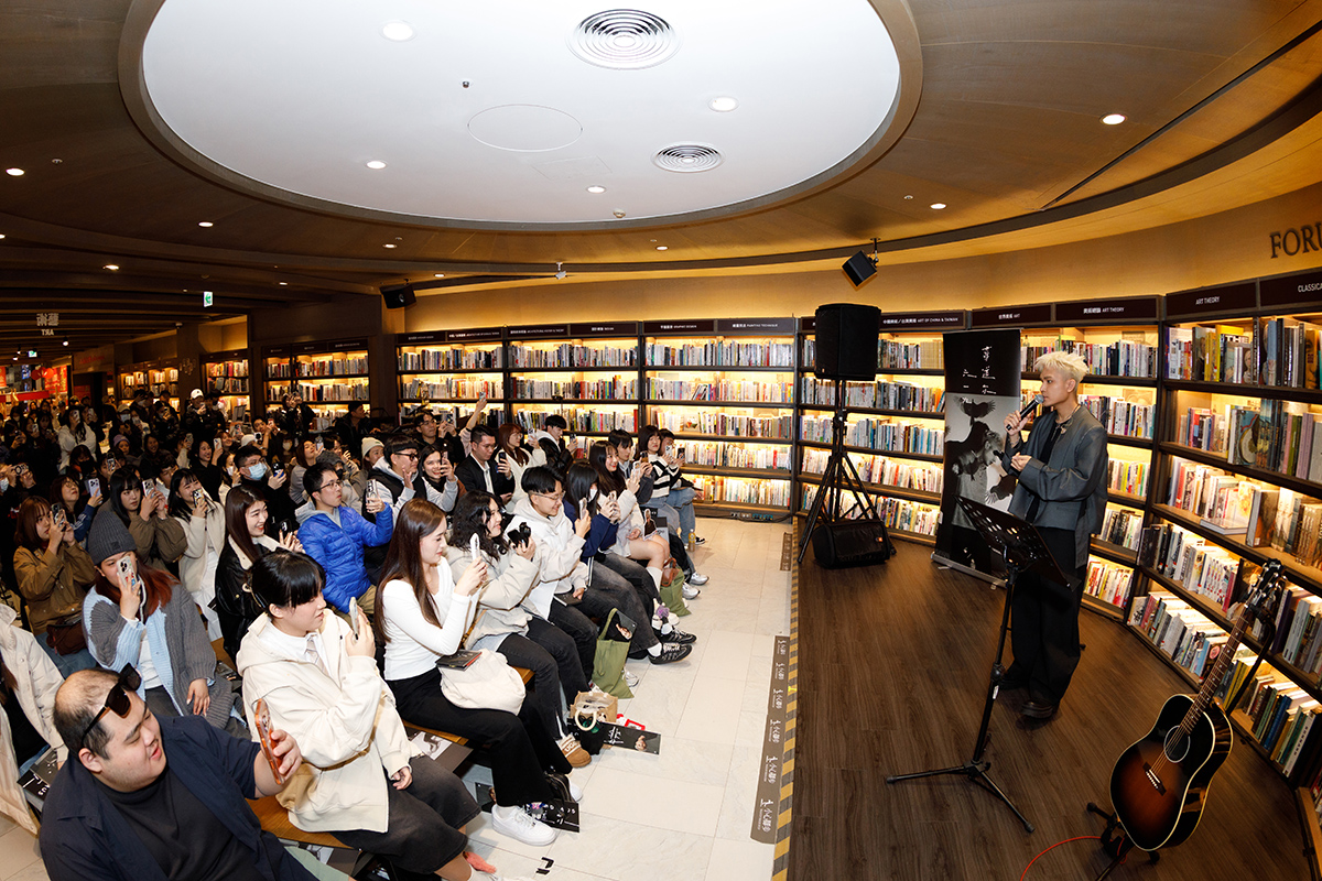 【車勢星聞】菲道爾特別來台舉辦簽售會。（圖／群石國際提供）