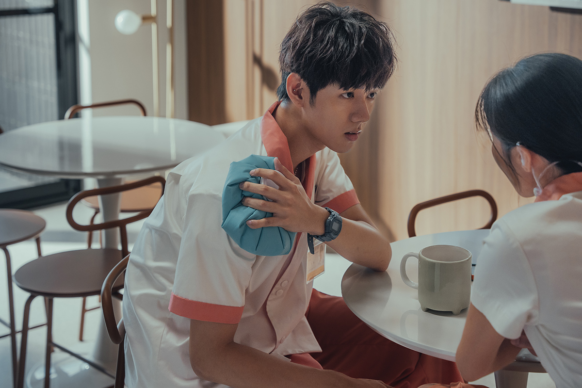 【車勢星聞】洪暐哲接連參與音樂劇《我的遺願清單》與戲劇《整形過後》的演出。(圖片提供/年代整合行銷)