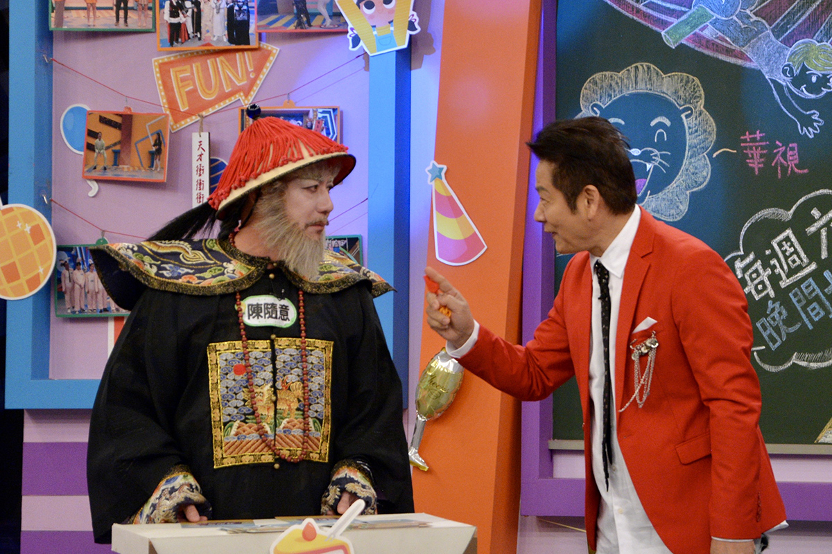 【車勢星聞】陳隨意將「割韭菜」說成「ㄍㄡ韭菜」。陳隨意(左)、徐乃麟(右)。(照片/華視提供)