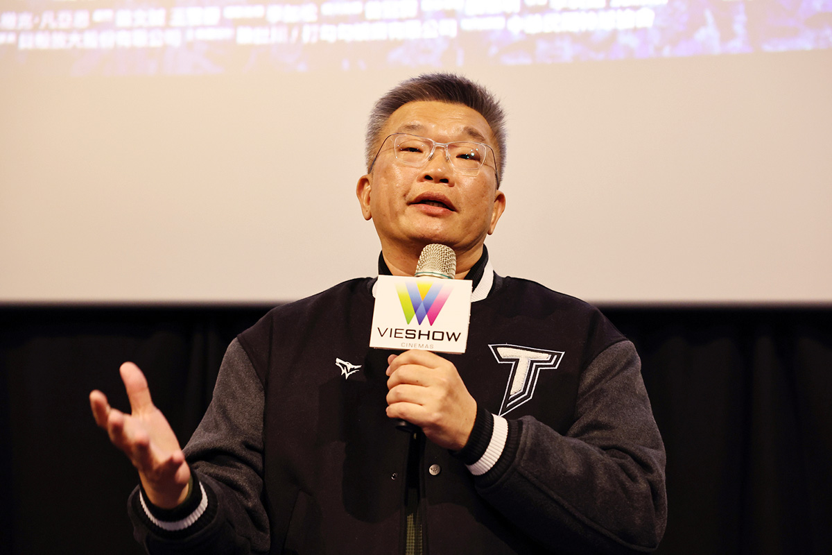 【車勢星聞】已經7刷《冠軍之路》的蔡其昌則笑說，每一次觀看都有不同感受。／中華職業棒球大聯盟 提供