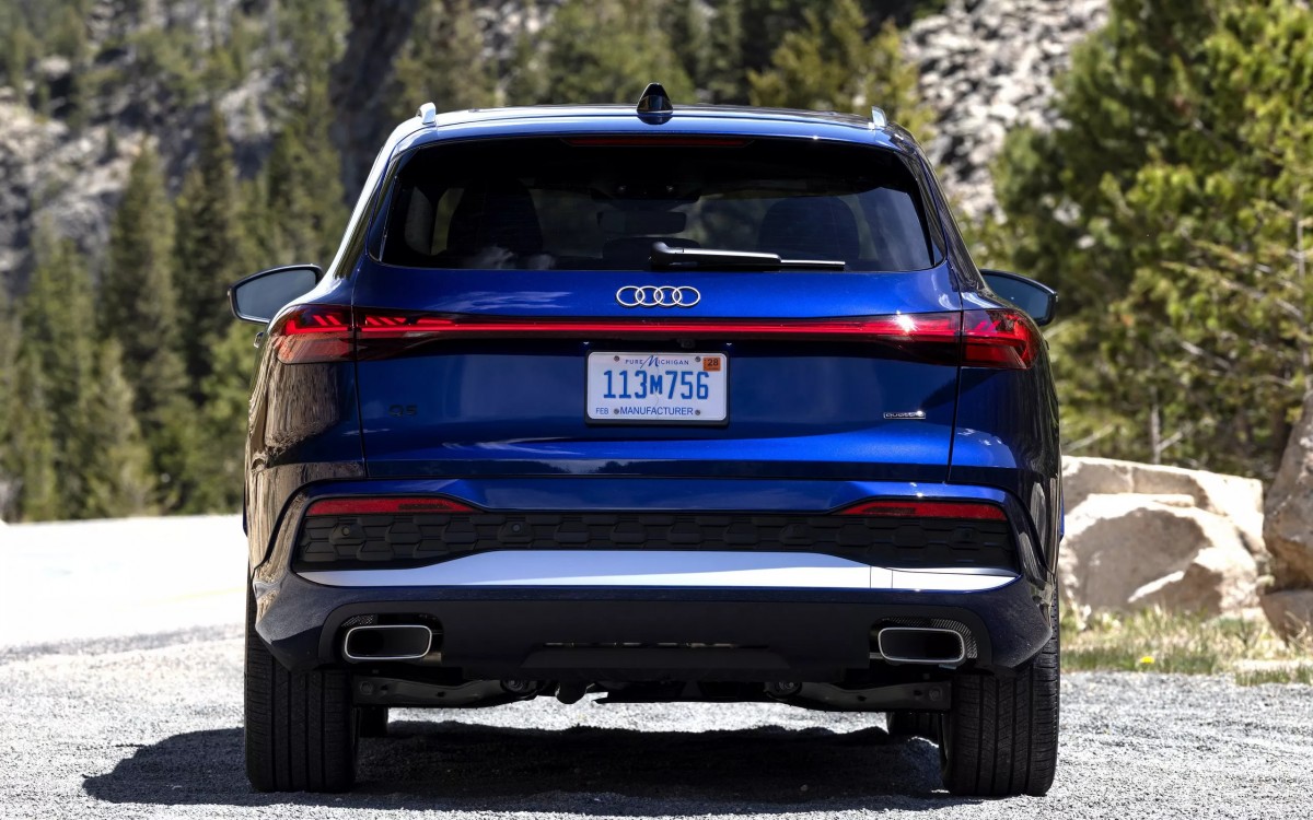 關稅的增加並沒有讓國外品牌降低售價，反而是採取了「減量保價」的策略。