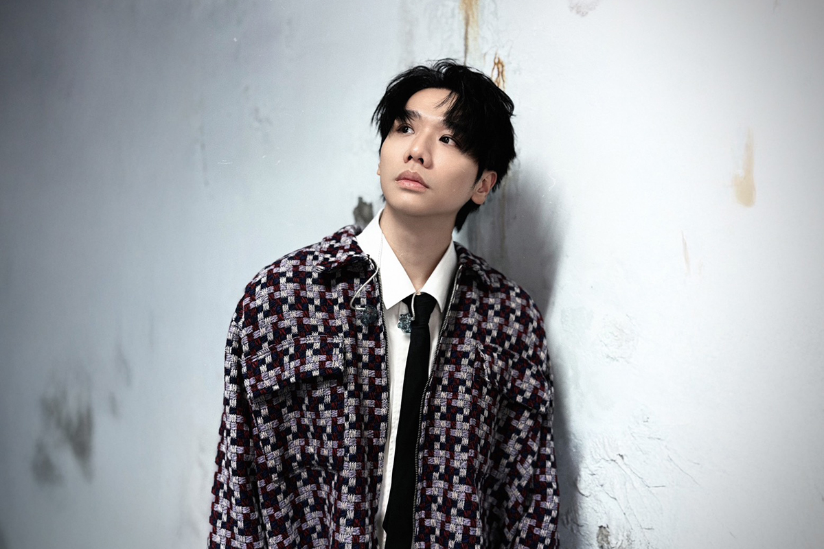 【車勢星聞】蔡旻佑推出單曲〈可惜不可以〉，選擇讓歌聲回到最純粹狀態。（圖：人見人愛娛樂提供） 