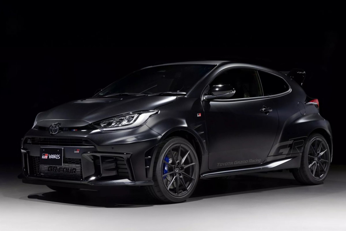 Toyota Gazoo Racing為慶祝Sébastien Ogier在2025年WRC賽季成功奪下職業生涯第九座車手總冠軍，推出GR Yaris Sébastien Ogier 9x World Champion Edition。