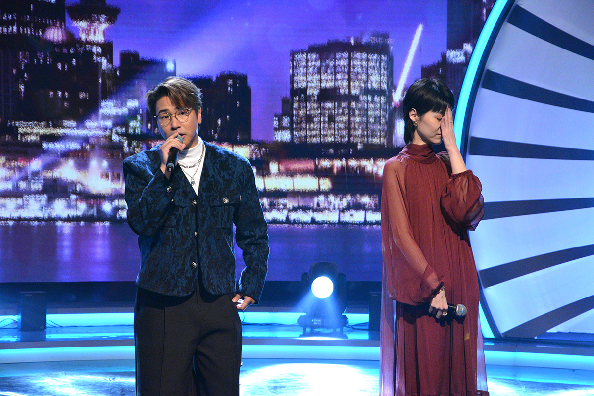 【車勢星聞】歐漢聲(左)調皮模仿阿杜惹怒曹雅雯(右)。(照片/ 華視提供)