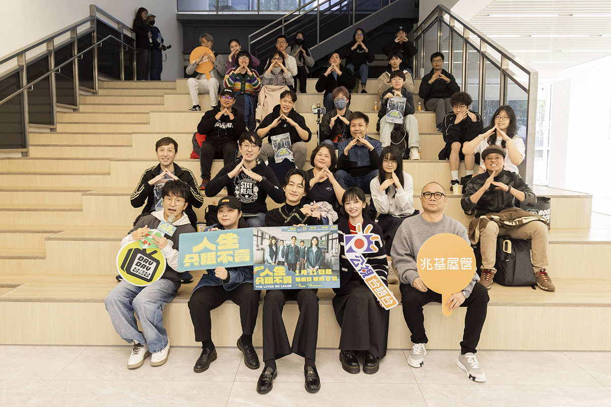 【車勢星聞】《人生只租不賣》分享會，前排左起唐從聖、導演王逸鈴、黃河、陳姸霏與本次擔任劇集職人顧問，同時也是兆基屋管董事長的李建成。(圖/公視台語台 提供)