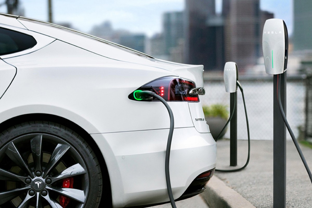 近日聯邦法官裁定川普取消充電站建設補助無效。