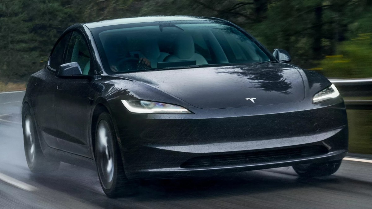 因為政府政策讓電動車購車補助減少，分析師悲觀預測2026年美國電動車市場可能進一步萎縮近三分之一。