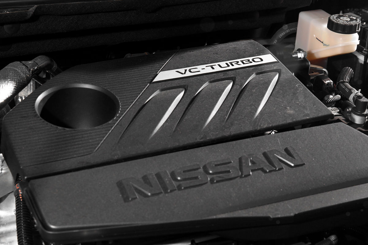 動力系統部分由堪稱Nissan黑科技的VC-TURBO可變壓縮比渦輪增壓引擎，協同12V輕油電系統擔當演出。