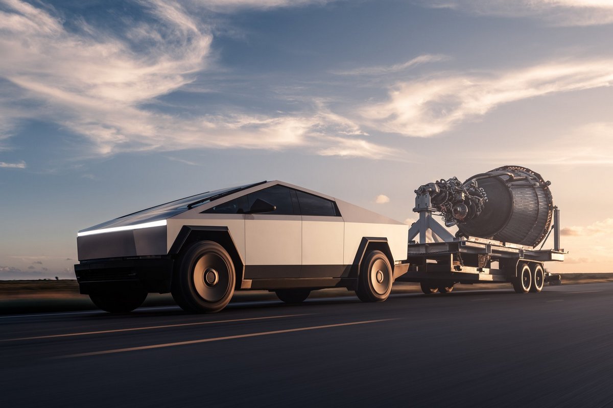 雙馬達入門Cybertruck牽引力比Premium AWD車型低，配備也少了氣壓懸吊、後座螢幕。