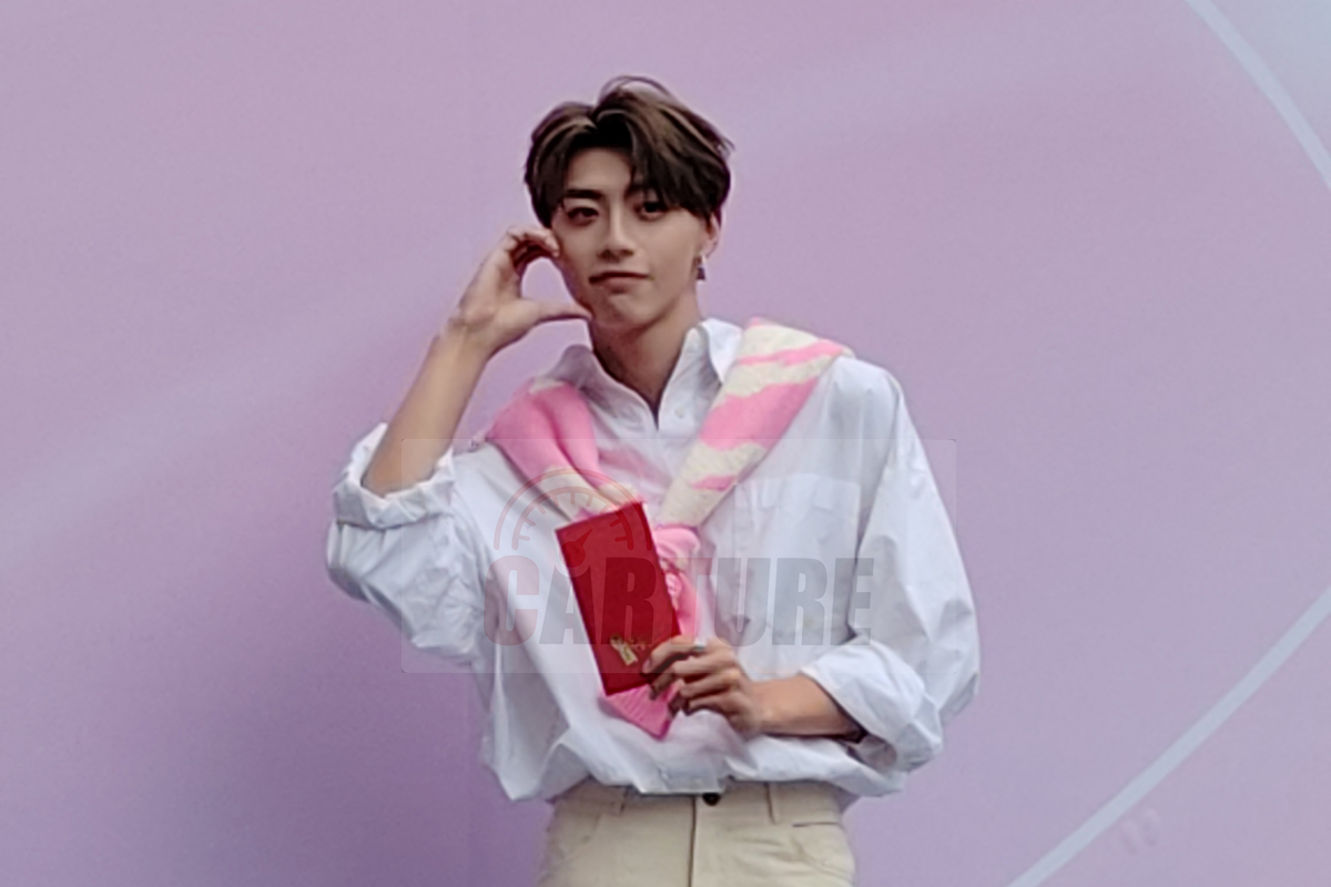 【車勢星聞】影音／黃文廷過年自費拍MV，阿公敲碗台語作品。（圖：車勢星聞）