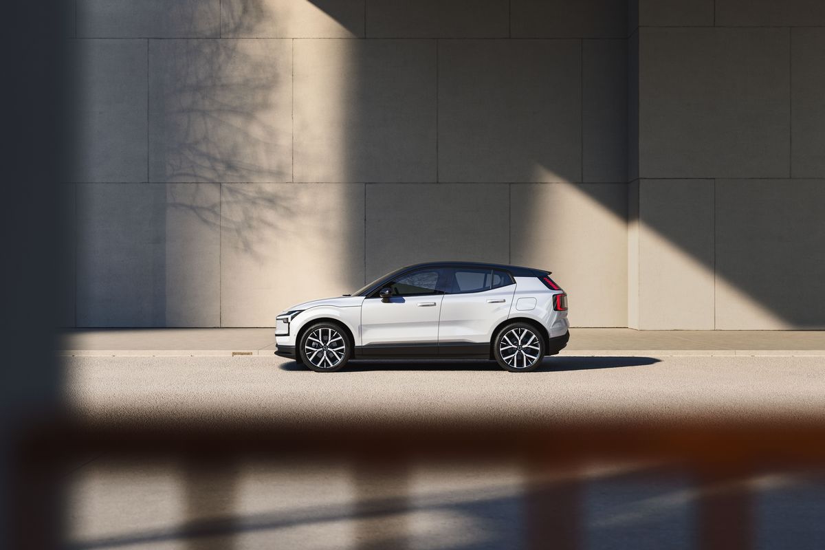 Vovlo新增入門EX30，配置51kWh電池組，具有339公里續航和150ps動力。