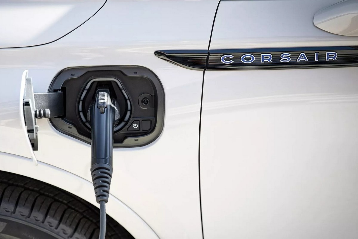 在解決問題前建議電量控制在80%以下。