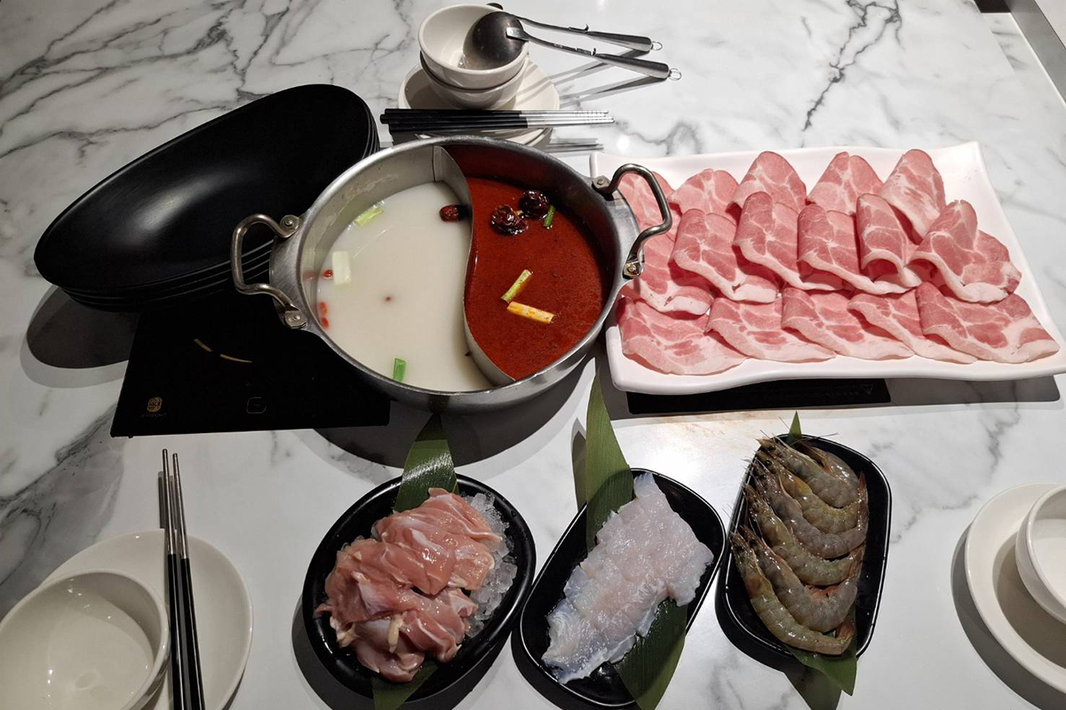 力挺中華隊前進WBC經典賽，肉多多、狂一鍋用餐送肉盤海鮮。（示意圖：品牌提供）