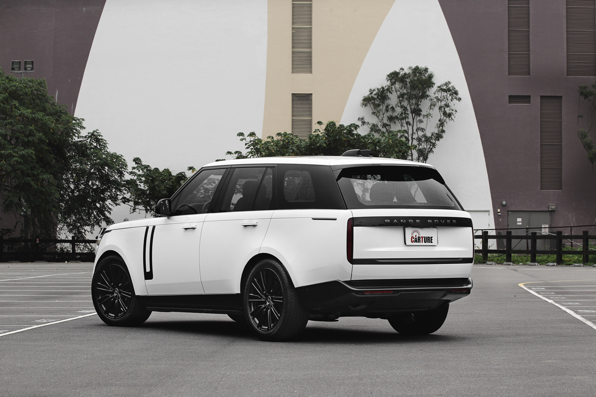 Range Rover 2025年式限定版很貼心的先勾選多數買家都會挑選的配備。