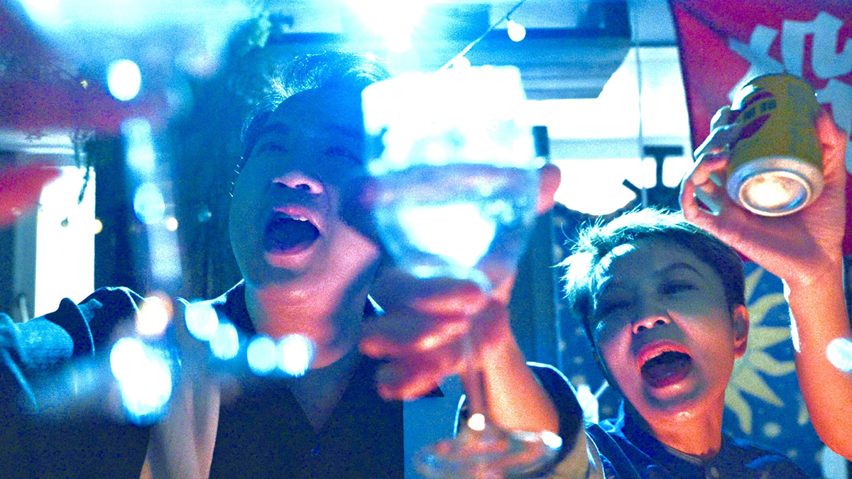 【車勢星聞】《這個世界有病》劇照_（左起）劉爾金、郭以樂Juby。(種子影業提供)