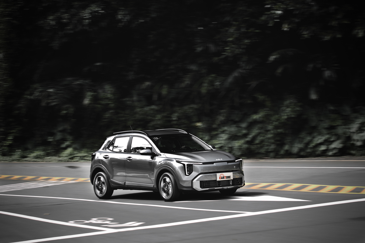 懸吊處理台灣道路也相當有一套。