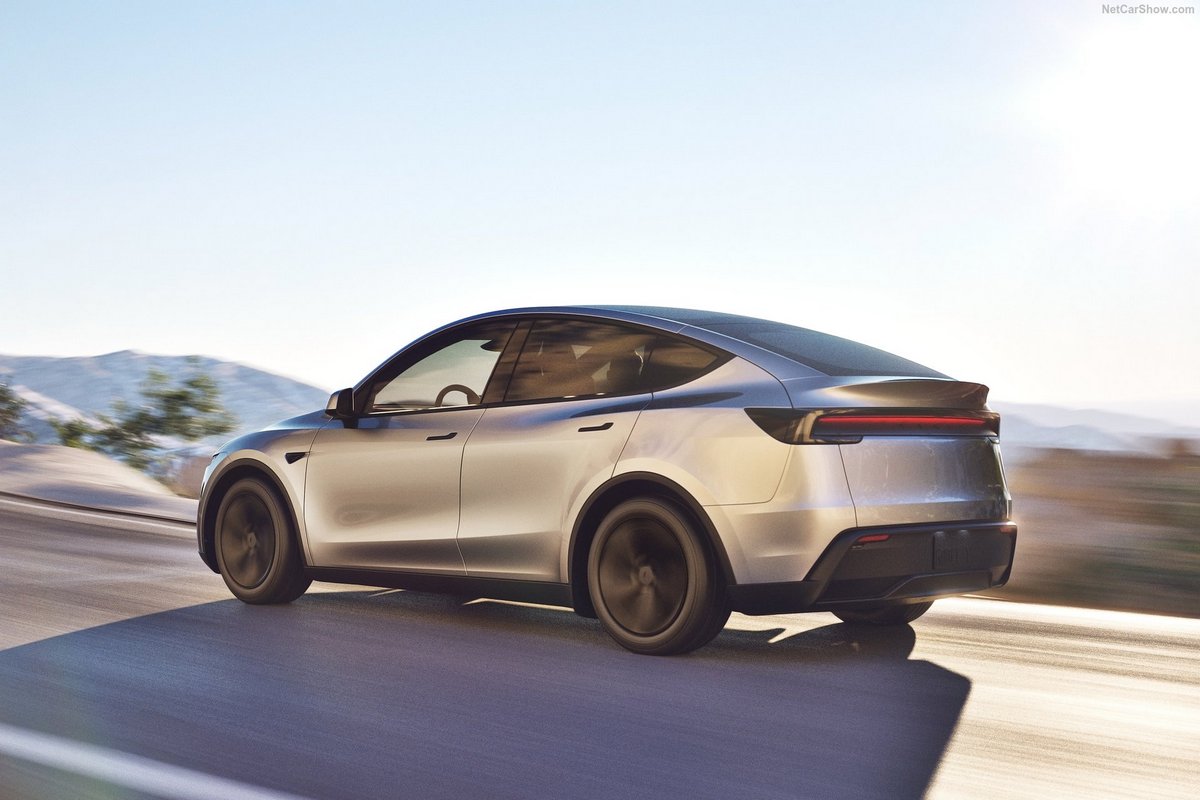 Tesla Model Y推出舒適煞車模式，提供更滑順平穩的煞車感受。