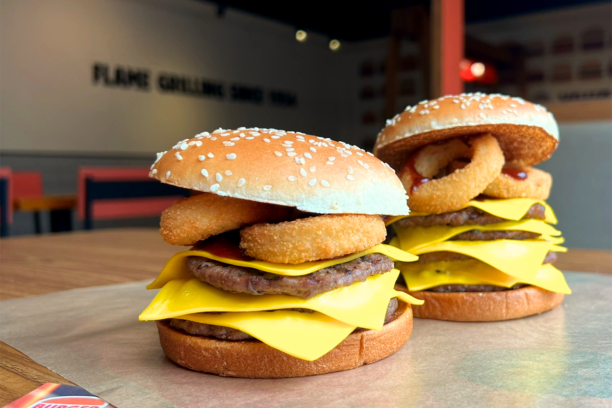 漢堡王期間限定新品「洋蔥圈犇牛堡」三層、五層大滿足。（示意圖：品牌提供）