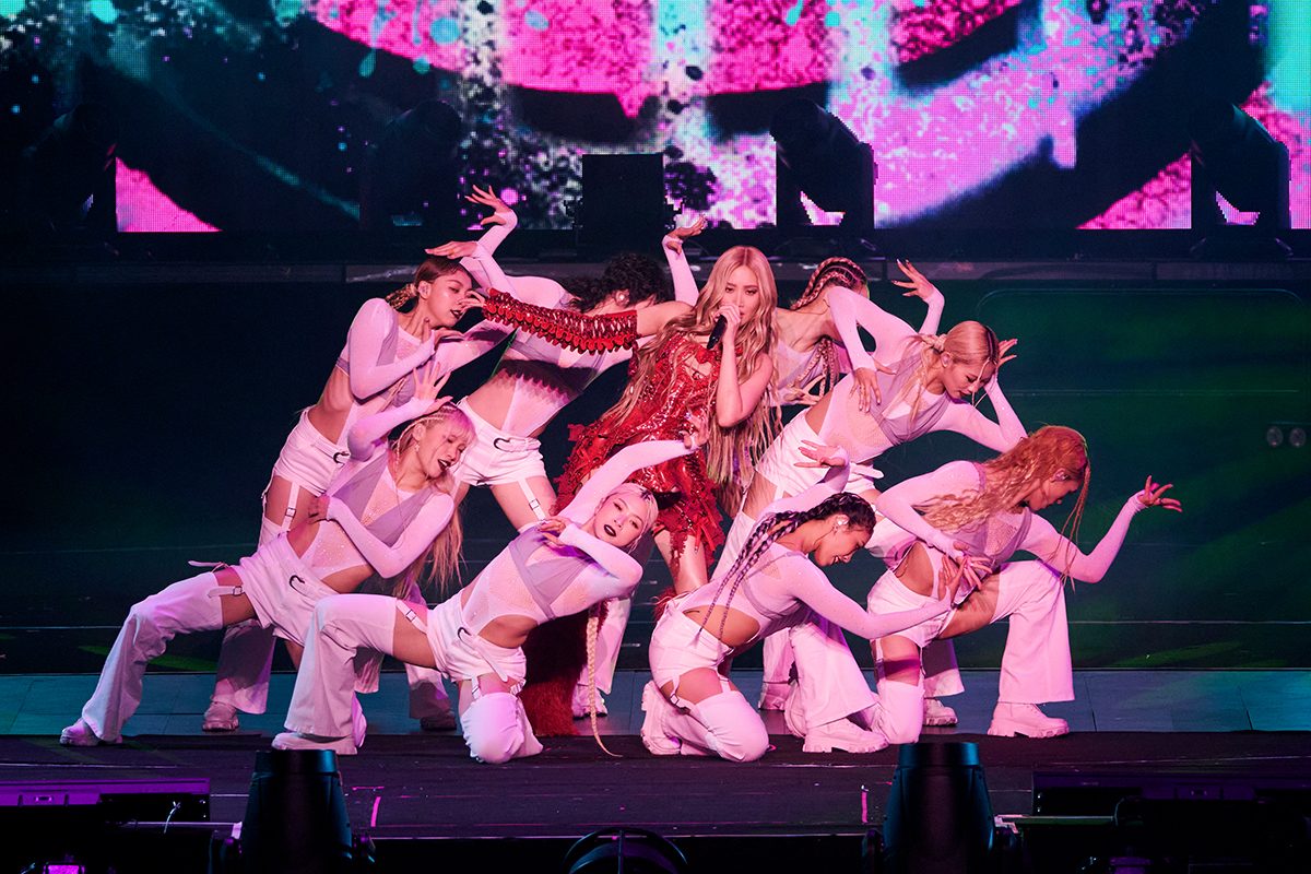 【車勢星聞】影音／A-Lin出道 20週年《歌迹Journey》演唱會邀王心凌擔任嘉賓。（圖：众悅娛樂提供）