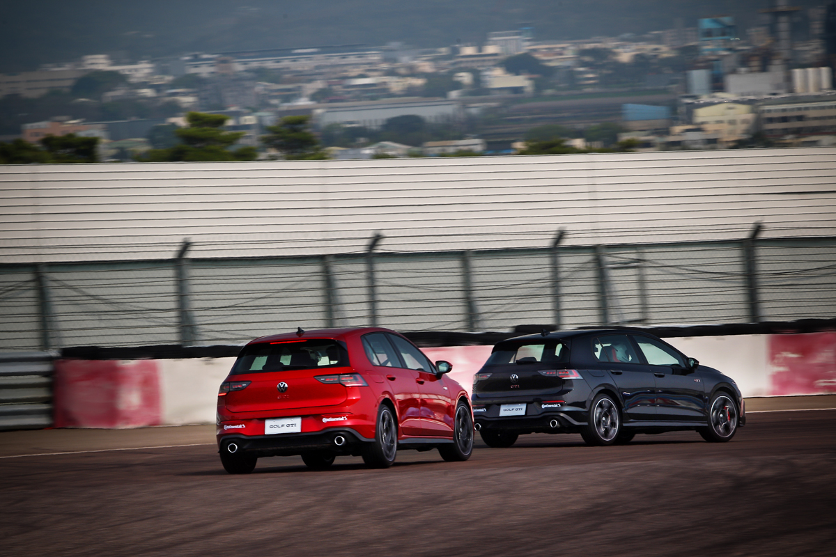 在結束彎道訓練後就是重頭戲－全賽道試駕。