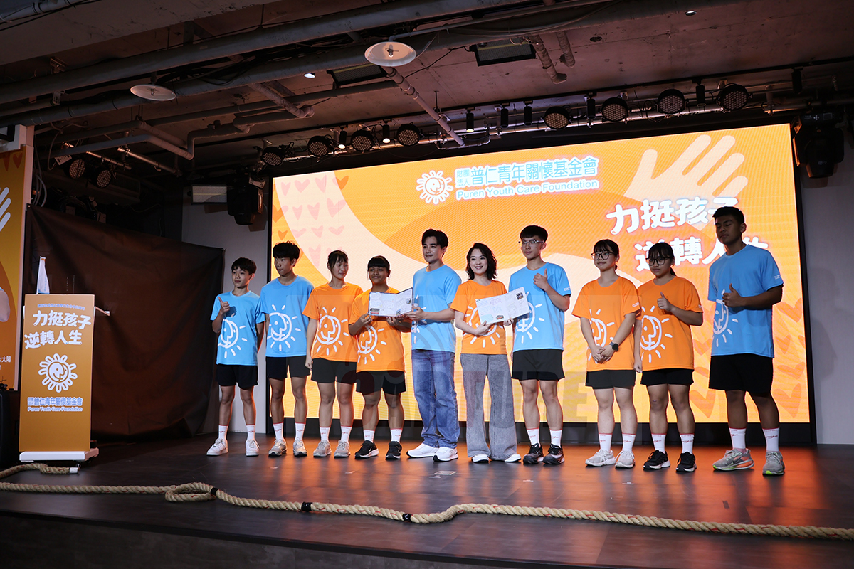 【車勢星聞】高伊玲、是元介化身「大太陽」戲裡戲外為孩子帶來勇氣。（圖：車勢星聞） 