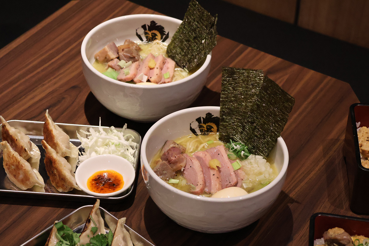 東京「滿雞軒」進駐中和環球，限定鴨白湯同步登場。（示意圖：品牌提供）