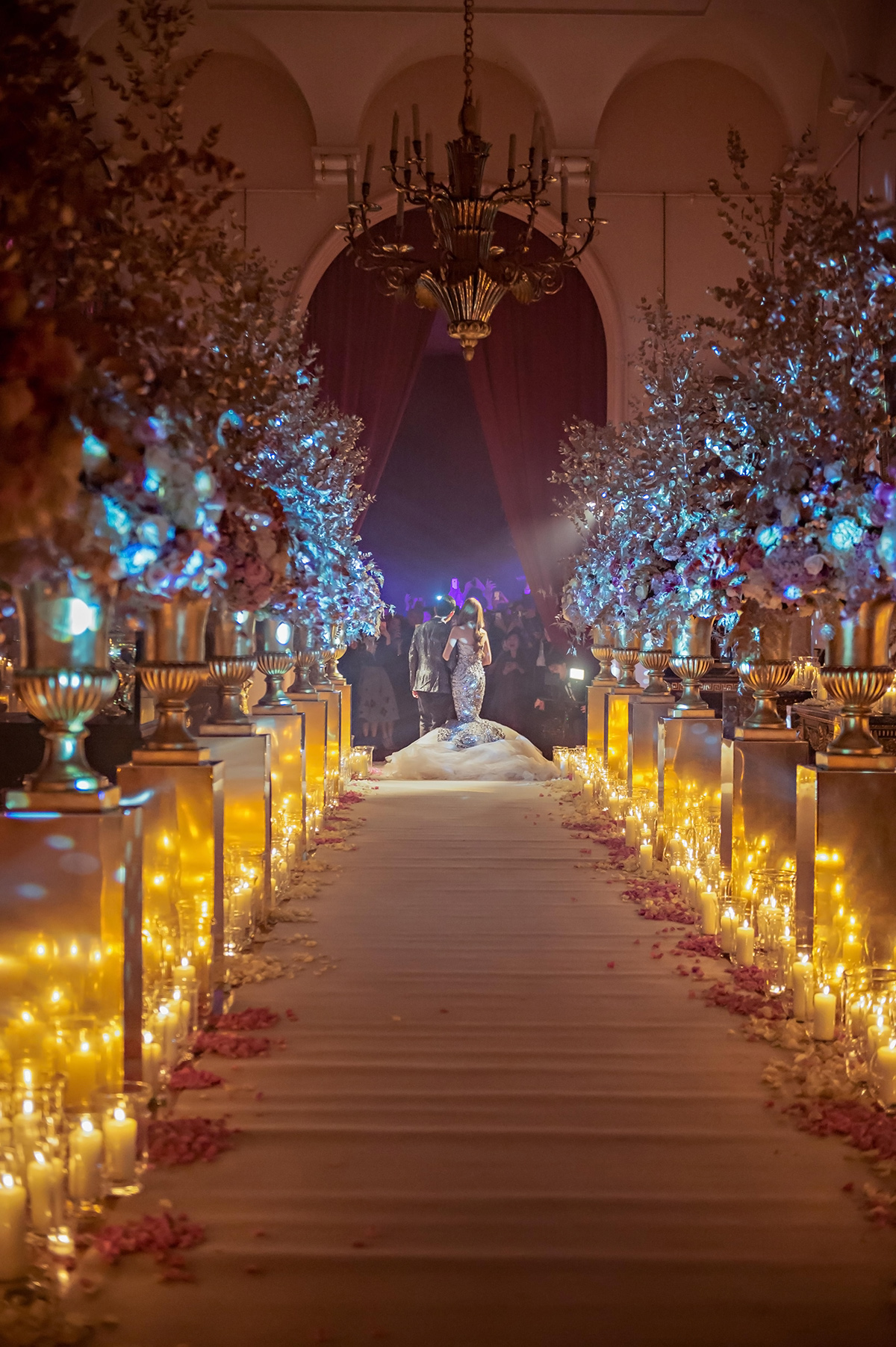 【車勢星聞】日前周杰倫透露將會把當年求婚的影片放進新歌MV裡，很多粉絲都猜到是專輯裡的「I Do」這首歌。(杰威爾音樂提供)