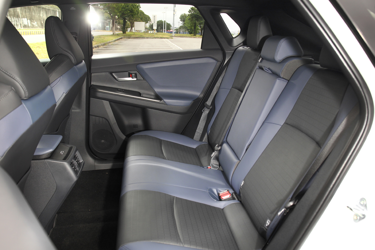 2,850mm軸距讓後座擁有不錯的空間。