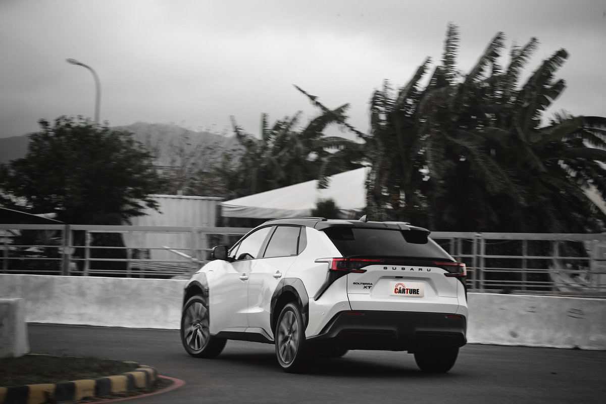 正常踩踏並不會突兀加速感受，但若是大腳Solterra XT也會毫不客氣地讓動力湧現。