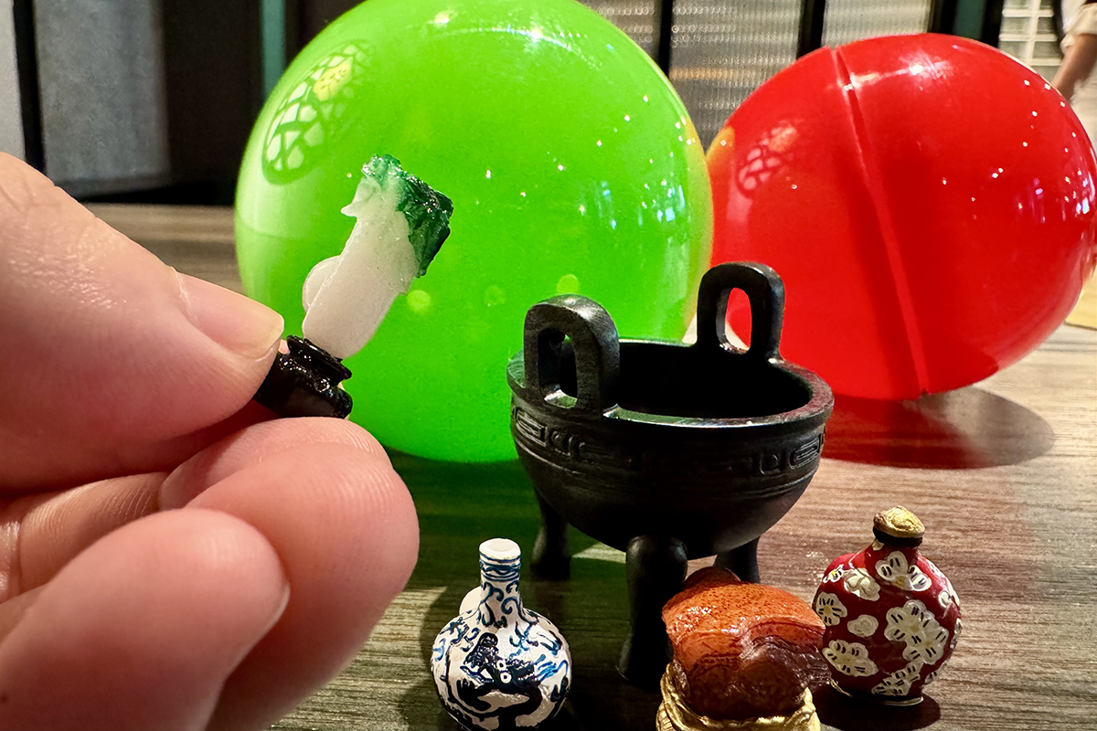 故宮國寶翠玉白菜、肉形石化作青花驕饗宴，青紅雙鍋演繹宮宴新風味。（示意圖：品牌提供）