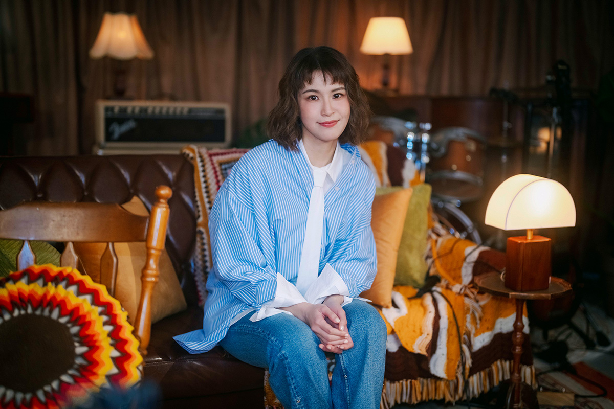 【車勢星聞】曾沛慈重新演繹〈孤單心事〉重返《終極系列》回憶。（圖：華研國際提供） 